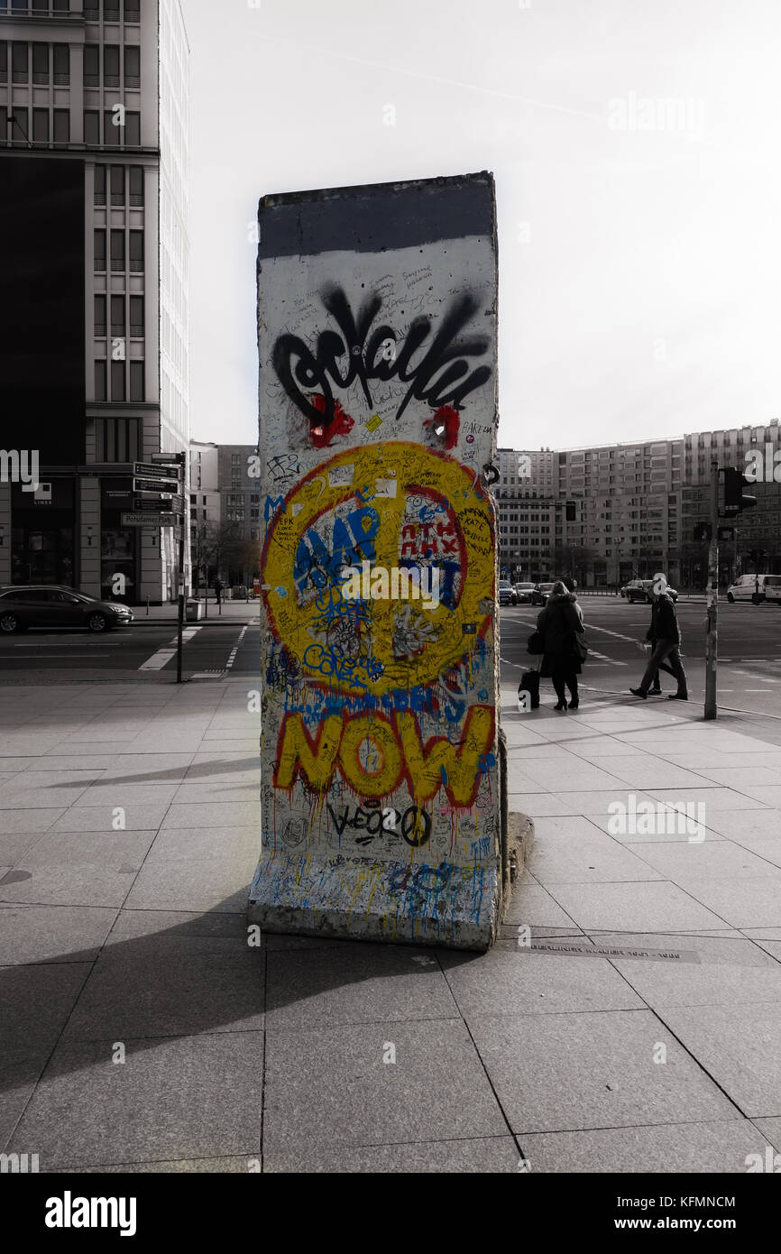 Pezzo storico del muro di Berlino Foto Stock