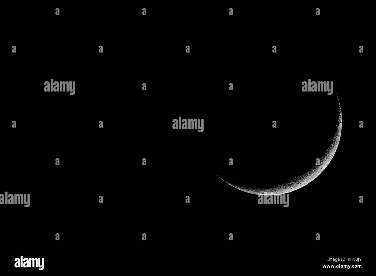 Sol, Avion, Areopuerto, Luna, Luces, Rueda, Feria, colores, Foto: LuisGutierrez/NortePhoto.com **** La Luna è il solo satellite naturale della terra. Con un diametro equatoriale km1 3474 è il sistema solare più grande del quinto satellite, mentre rispetto alla dimensione proporzionale del suo pianeta è il più grande satellite: un quarto del diametro della Terra e 1/81 la sua massa. Una de las primeras lunas llenas del año 2013 se pudo apreciar hoy antes del anocecer sobre el cielo al oriente de la ciudad de Hermosillo, Sonora. La Luna es el único satélite natural de la Tierra. Con onu diámetro ecuatorial Foto Stock