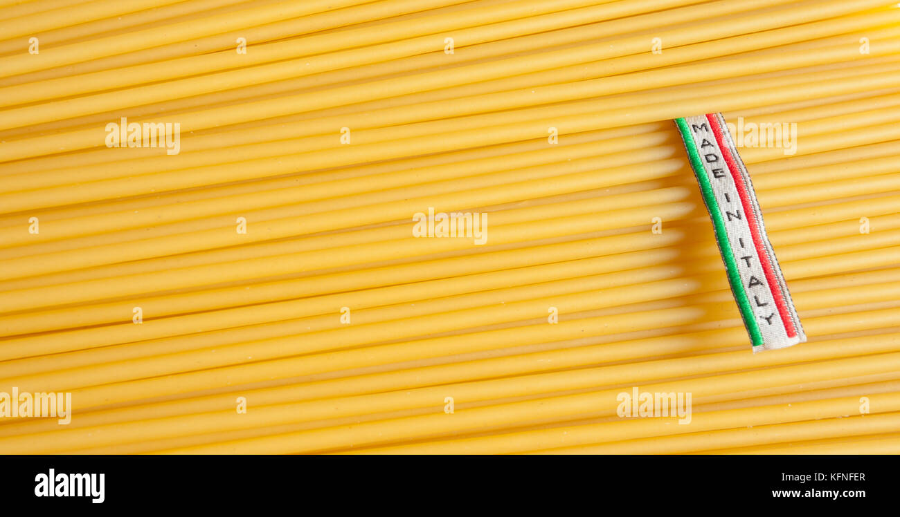 Made in italy oltre a crudo spaghetti italiano Foto Stock