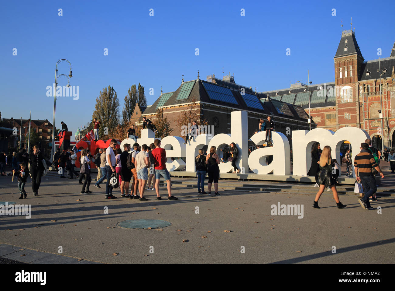 L'iconico mi segno di Amsterdam di fronte al Rijksmuseum, in autunno, di Amsterdam, in Olanda, in Europa Foto Stock