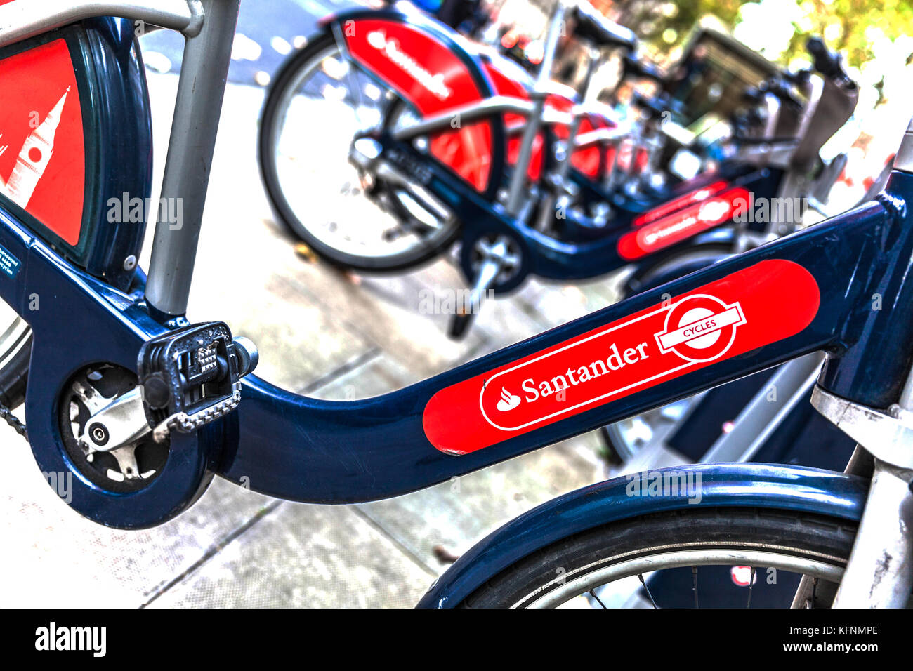 Cicli di Santander, self service noleggio bici, Londra, Inghilterra, Regno Unito. Foto Stock