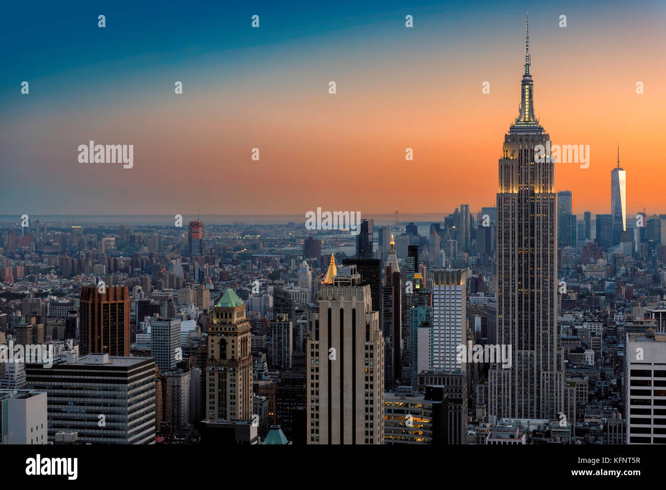 La città di new York skyline al tramonto. Foto Stock