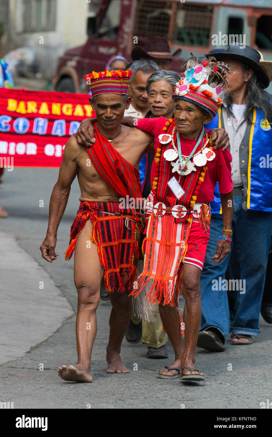 Imbayah è un festival culturale che celebra le antiche tradizioni delle tribù indigene Ifugao di Banaue, Filippine. Foto Stock
