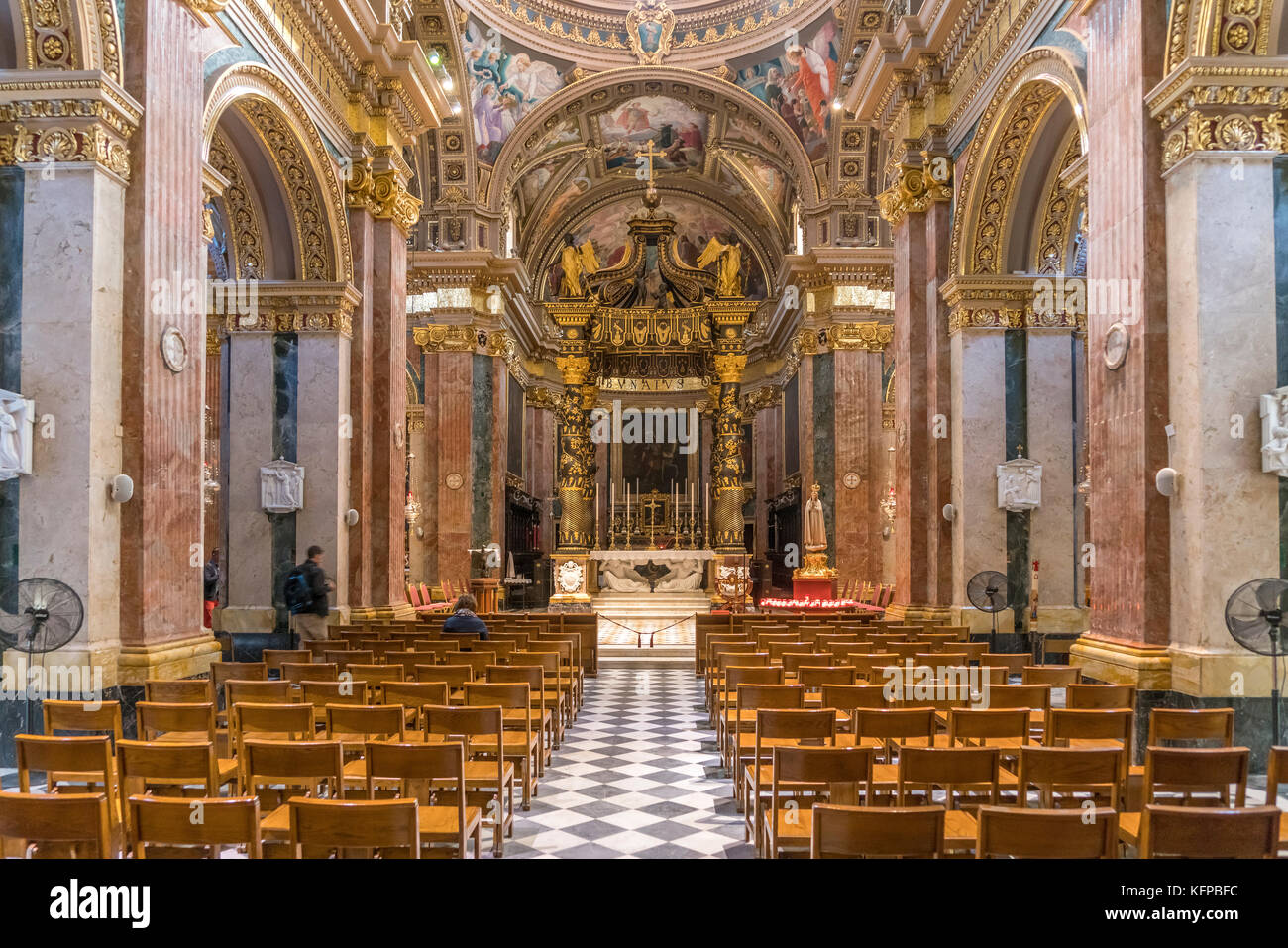 Innenraum der barocken basilika san gorg, victoria, insel Gozo, Malta | basilica di san giorgio interno , Victoria, Gozo, Malta Foto Stock