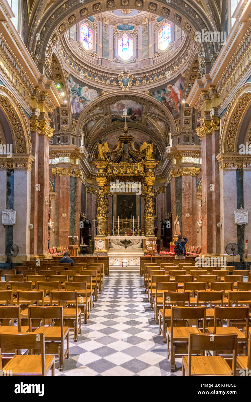 Innenraum der barocken basilika san gorg, victoria, insel Gozo, Malta | basilica di san giorgio interno , Victoria, Gozo, Malta Foto Stock