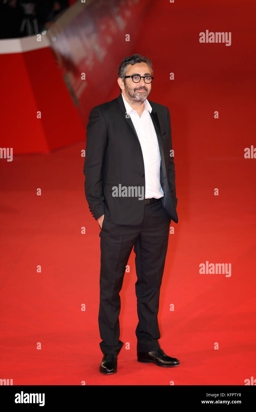 Roma, Italia. 30 ott 2017. Roma Cinema Fest 2017. Festa del Cinema di Roma. Tappeto rosso film "C'est la vie". Nella foto: Eric Toledano regista. Credito: Polifoto / Alamy Live News Foto Stock