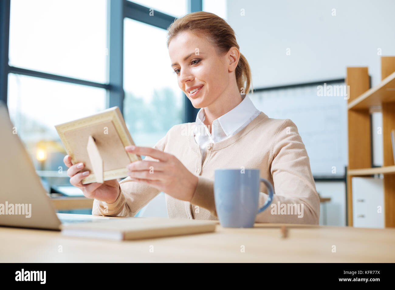 Piacevole sintesi di piacere donna Foto Stock