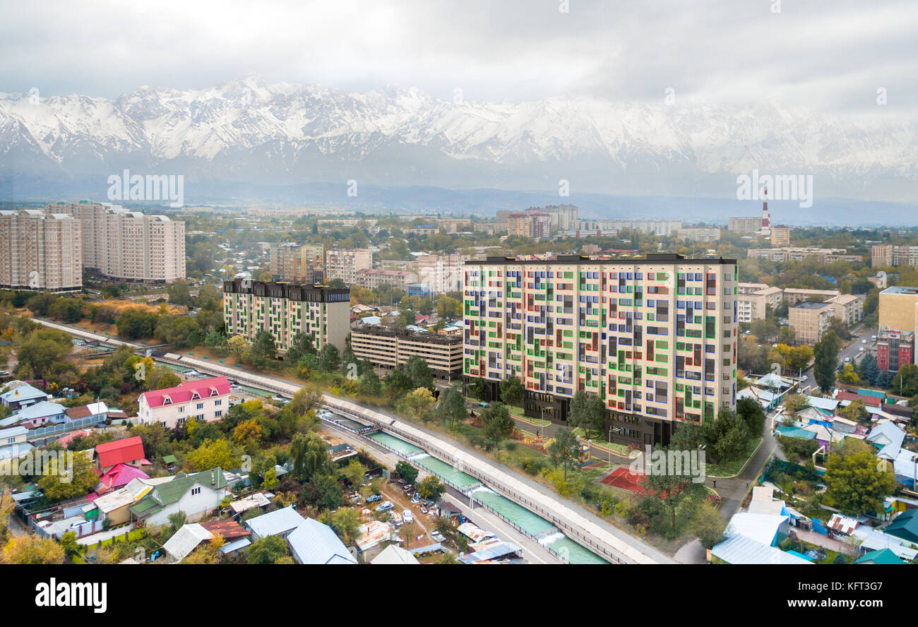 Rendere le torri appartamento in città - moderni edifici residenziali con bassa energia house standard Foto Stock