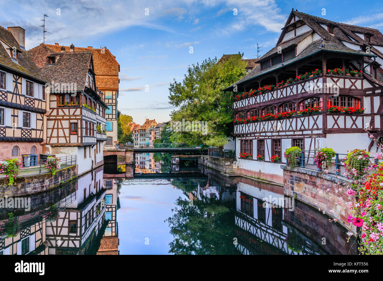 Strasburgo, Francia. metà tradizionali case con travi di legno di Petite France. Foto Stock