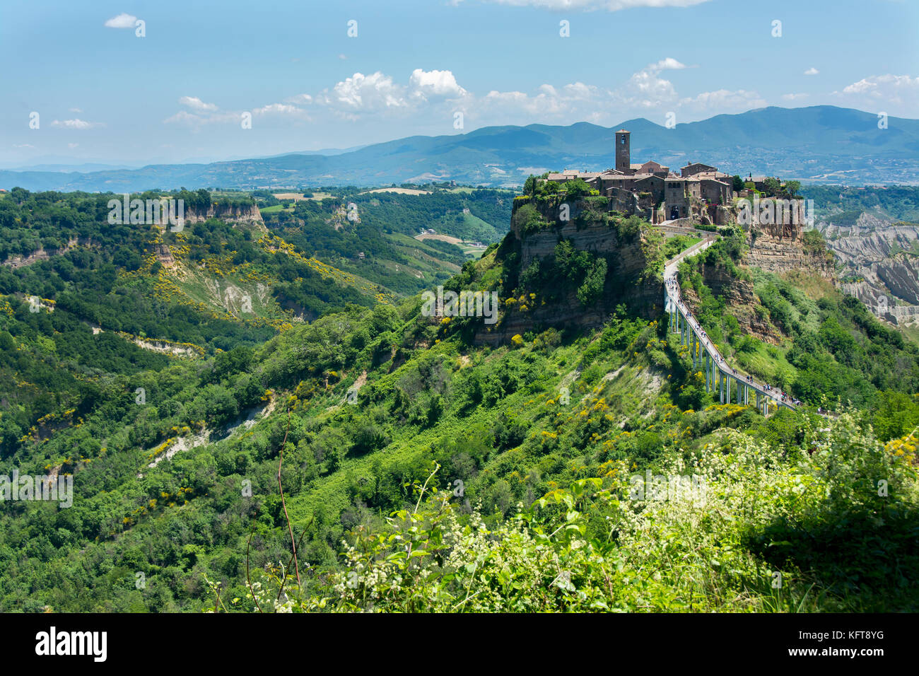 Bella vista sulla famosa città morta di Civita di Bagnoregio, Italia Foto Stock