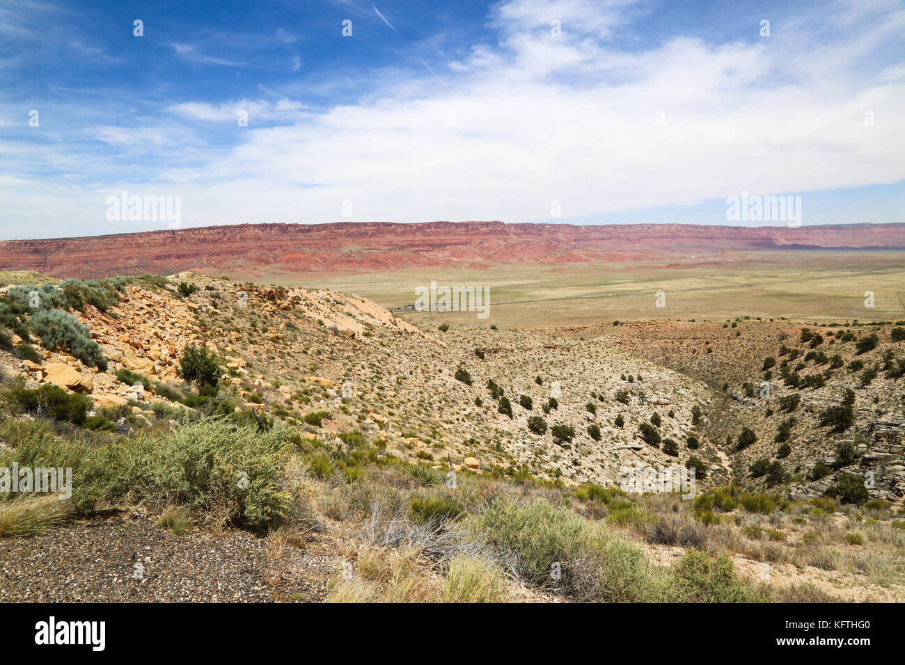 Una vista del Canyon House Rock e delle scogliere Vermillion Dal punto panoramico House Rock Canyon Foto Stock