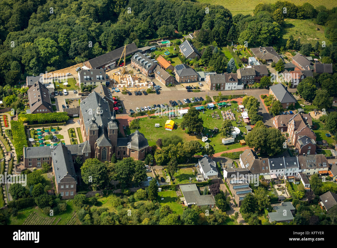 Museo Kloster Kamp Kloster Kamp, Giardino con terrazza, giardino barocco, aiuole fiorite, Centro spirituale e culturale Kloster Kamp, Kamp-Lintfort, Kamp-Lintfor Foto Stock