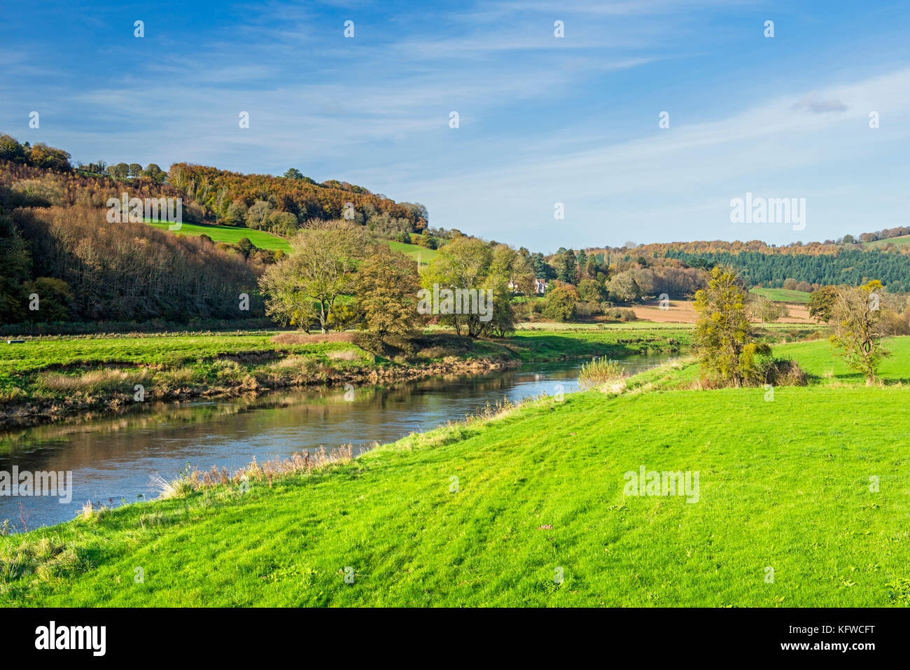 Il fiume Wye nella valle di Wye a Bigswir Foto Stock