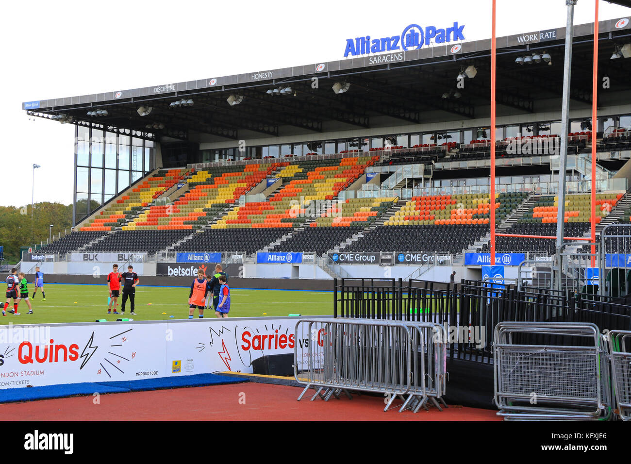 Allianz Park Stadium, casa dei saraceni di rugby, Barnet copthall, Regno Unito Foto Stock