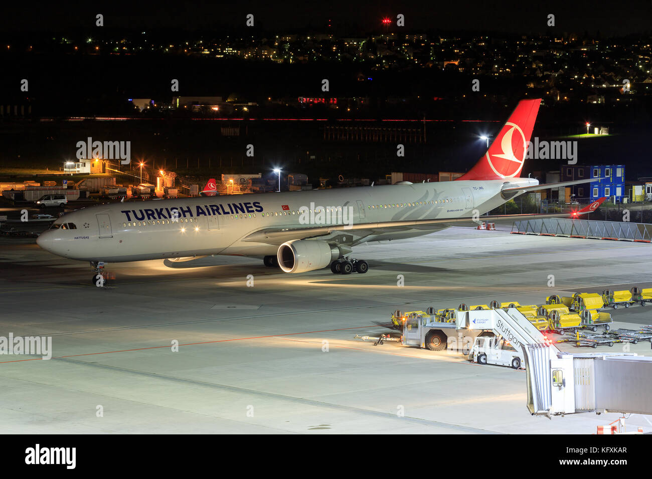 Stoccarda/Germania oktober 27, 2017: turco a330 Ultimo volo all'aeroporto di Stoccarda. Foto Stock