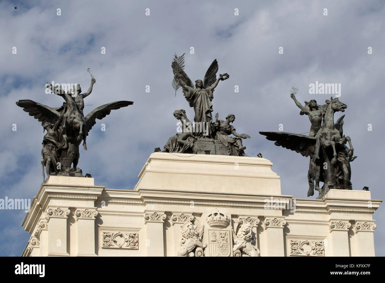 Statua di la Gloria y los Pegasos (Madrid, Spagna) Foto Stock