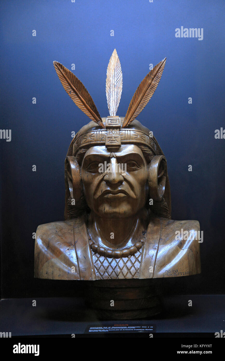 Busto Imperatore Inca Atahualpa in mostra sulle attività di esplorazione e di conquista dell'America del Sud, Trujillo, Spagna Foto Stock