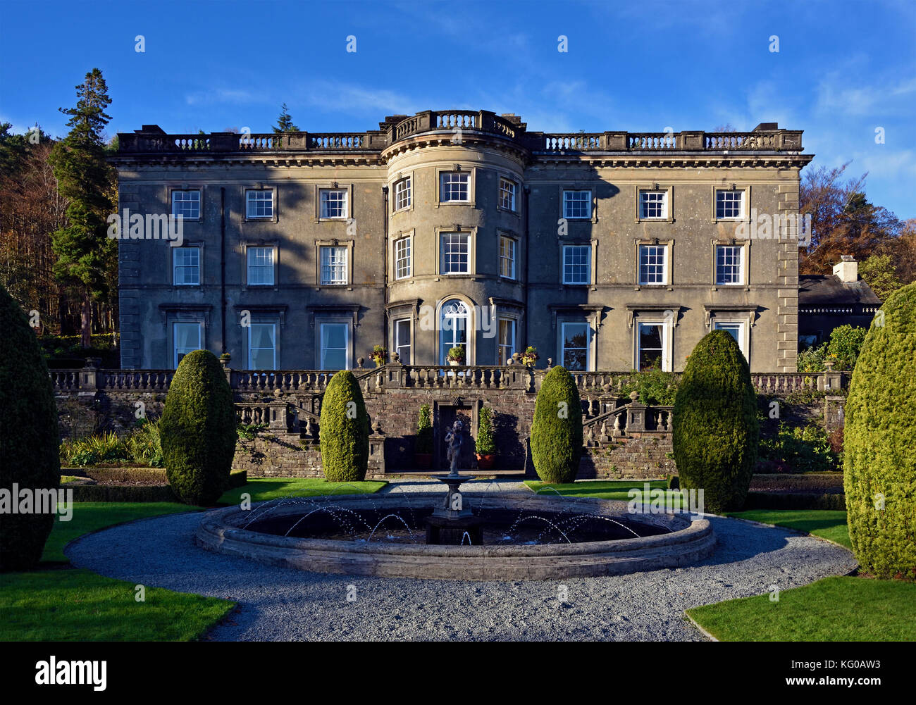 Rydal Hall, Rydal, Parco Nazionale del Distretto dei Laghi, Cumbria, England, Regno Unito, Europa. Foto Stock