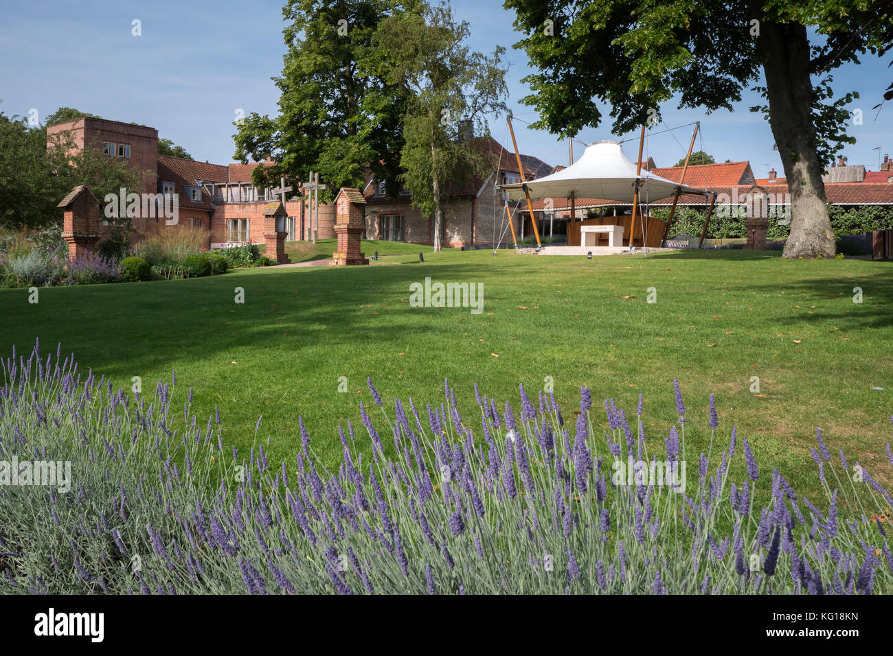I Giardini del Santuario di nostra Signora Little Walsingham Norfolk Inghilterra Foto Stock