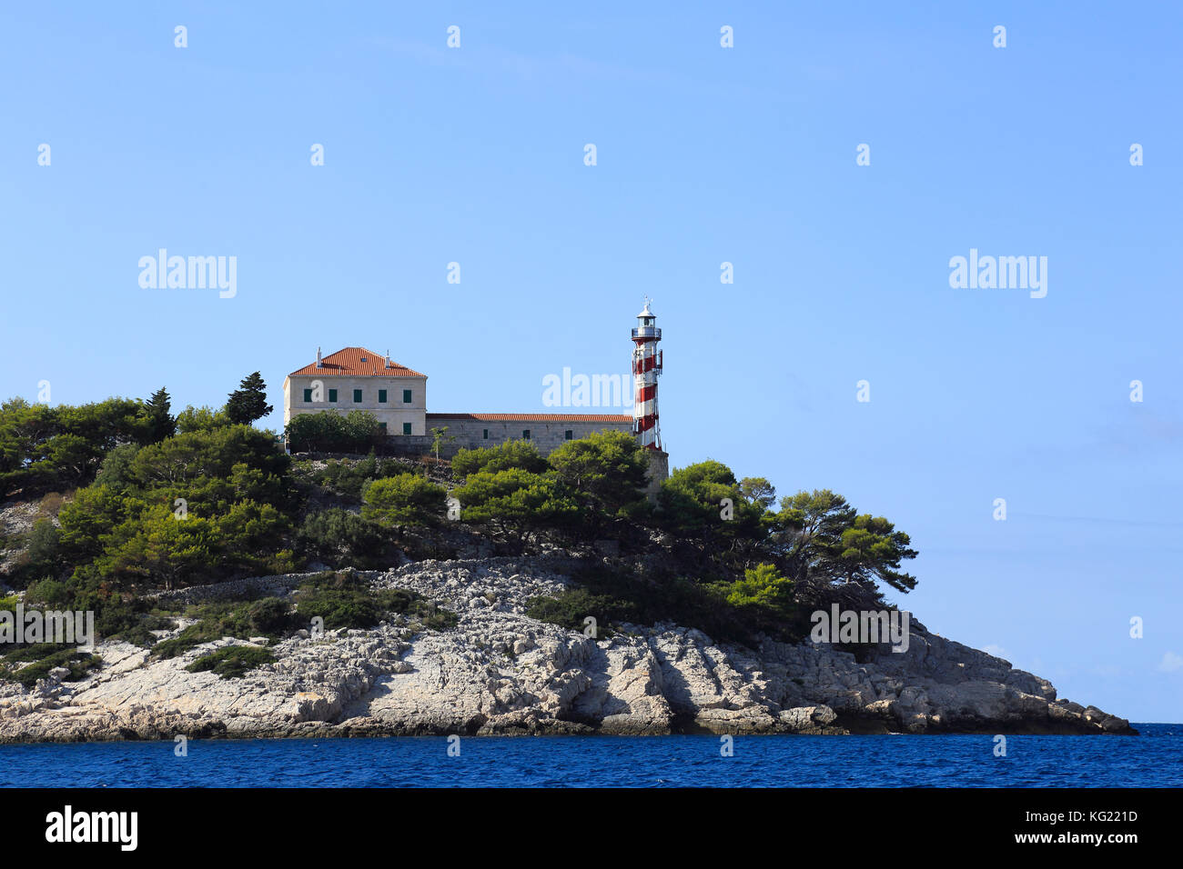 Casa di luce a Vela sestrica isola nel Parco Nazionale di Kornati, Adriatico, Croazia Foto Stock