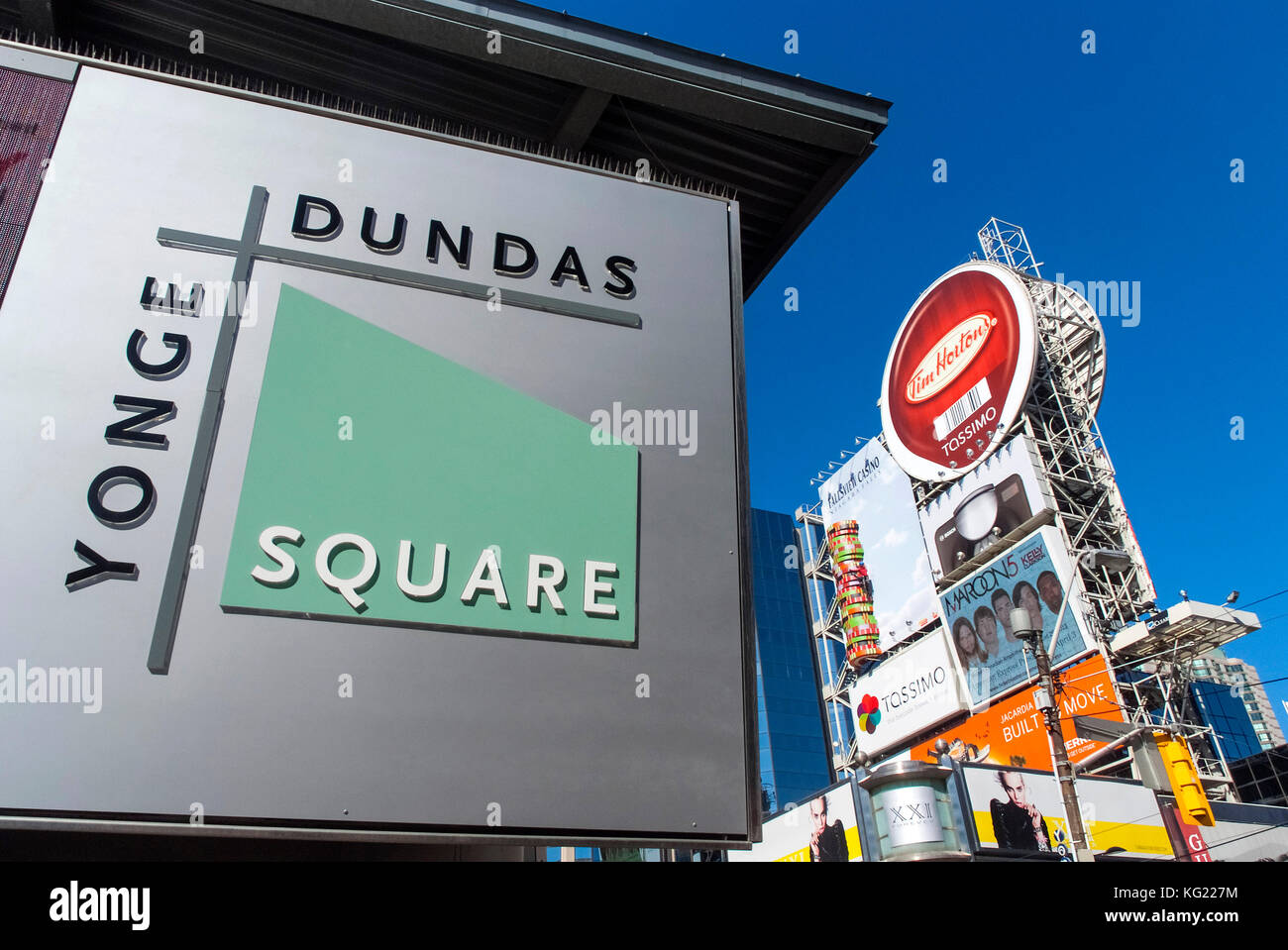 Toronto, Ontario, Canada : Yonge-Dundas-Square Kanada Foto Stock