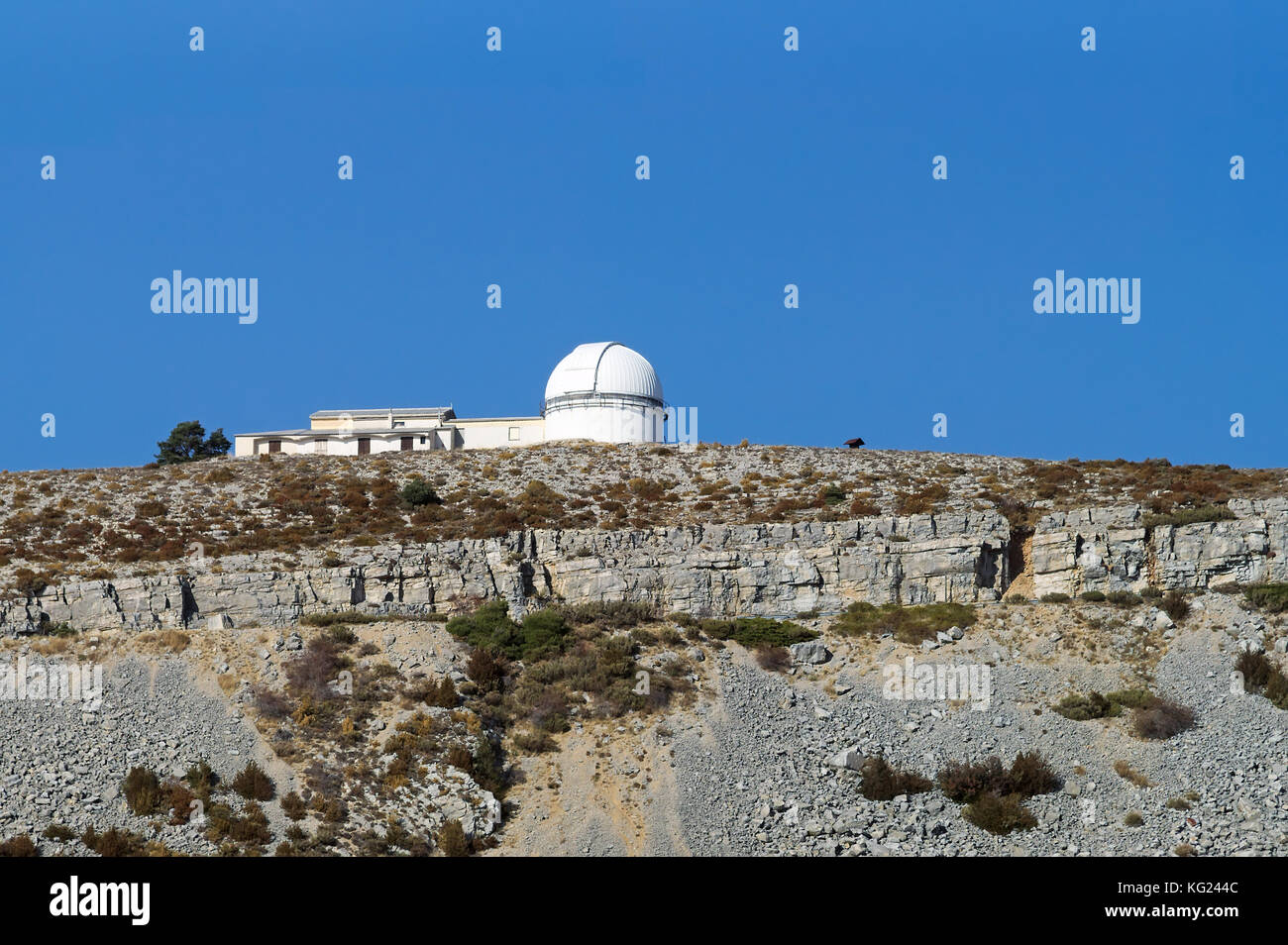 Una cupola di calern's osservatorio di calern, costa azzurra Foto Stock
