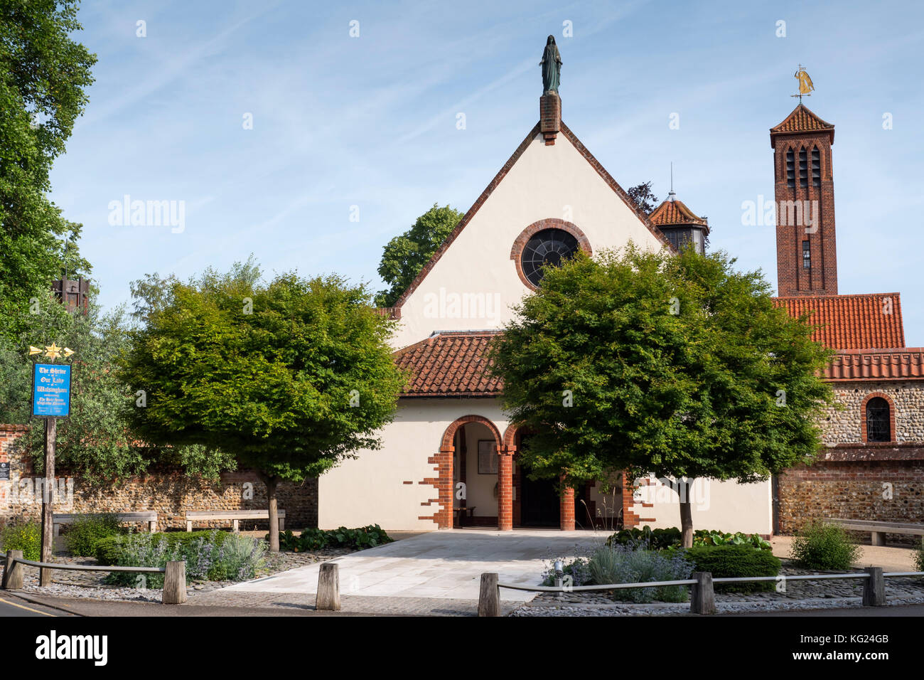 La Chiesa Anglicana Santuario di nostra Signora di Walsingham Little Walsingham Norfolk Inghilterra Foto Stock