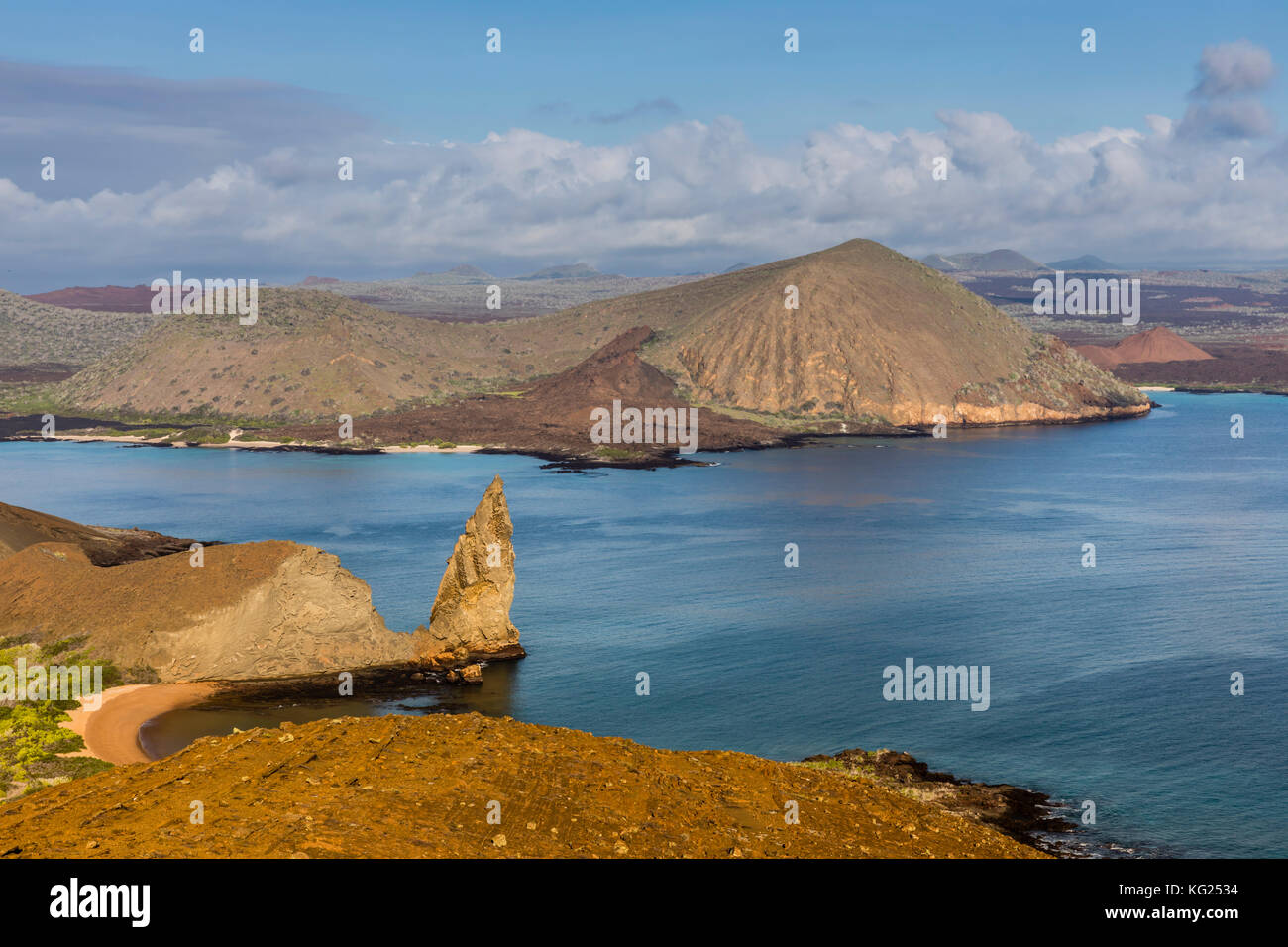 Sunrise oltre i flussi di lava sul bartolome island, Galapagos, ecuador, SUD AMERICA Foto Stock