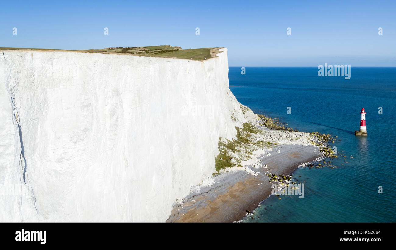 Bianco gesso scogliere di beachy head e del faro, South Downs national park, vicino a Eastbourne, East Sussex, England, Regno Unito, Europa Foto Stock