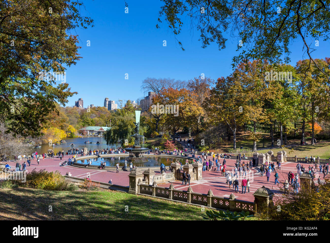 Fontana di Bethesda, al Central Park di New York City, NY, STATI UNITI D'AMERICA Foto Stock