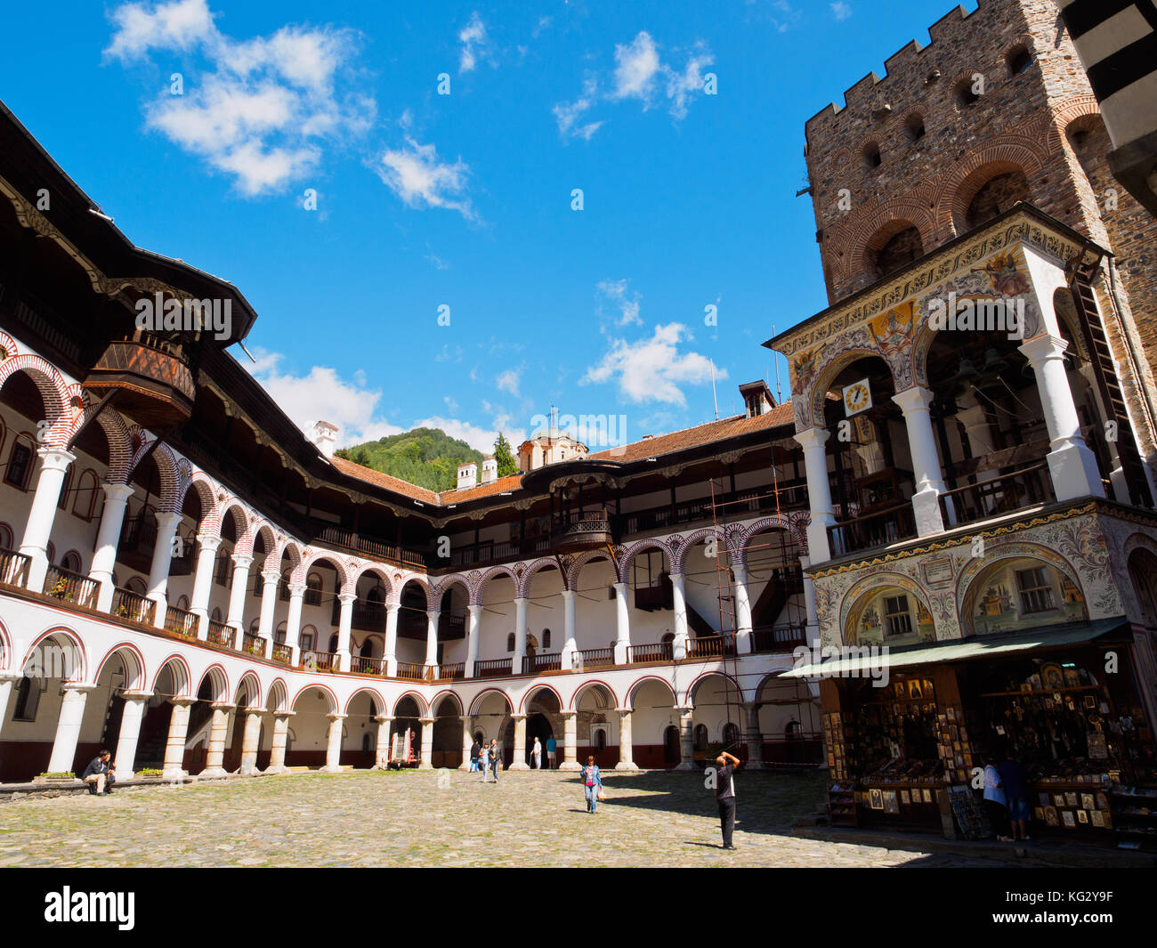 Complesso del Monastero di Rila situato sulle montagne di Rila Foto Stock