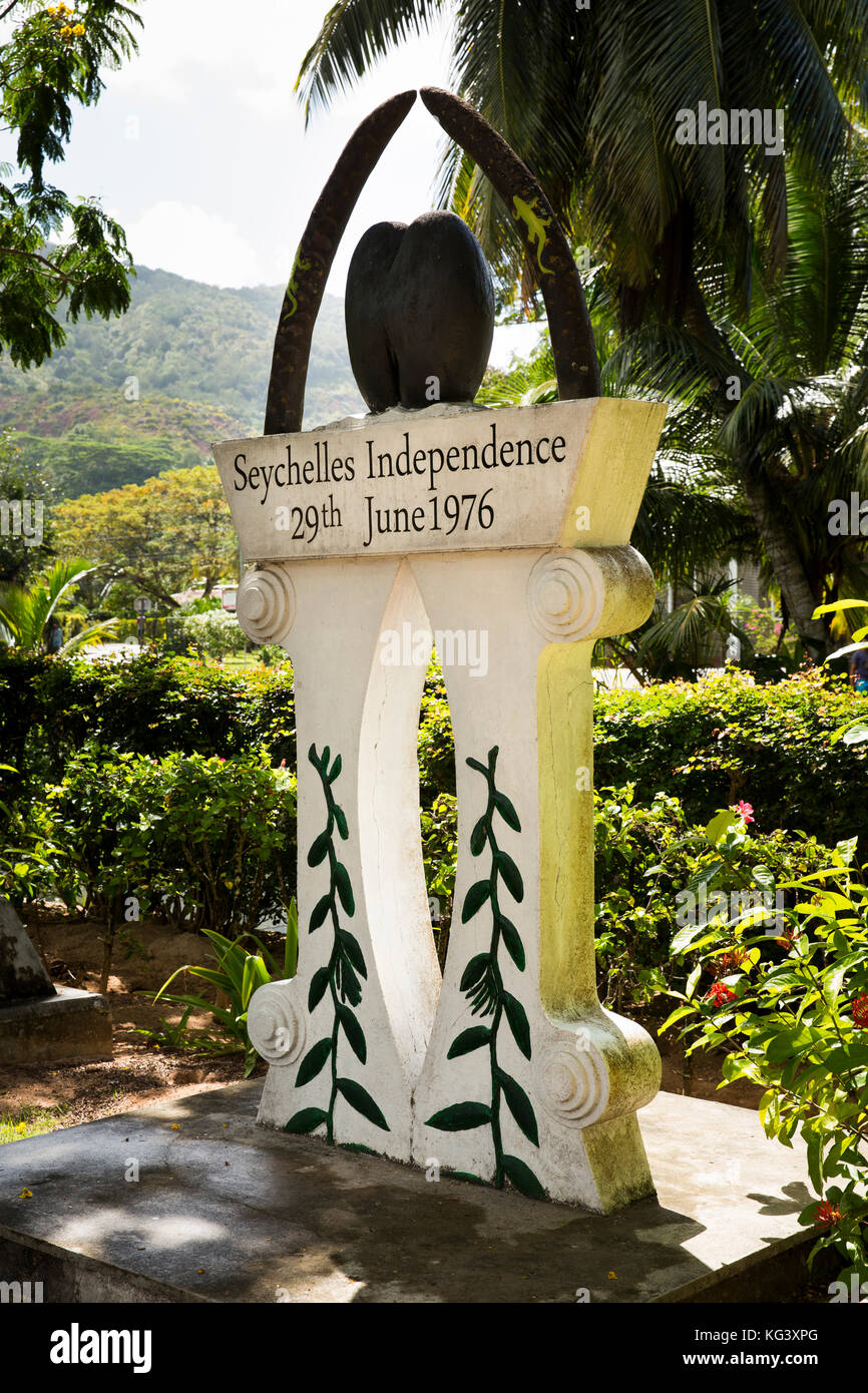 La Seychelles, Praslin, Grand Anse, 29 giugno 1976 l'indipendenza monumento Foto Stock