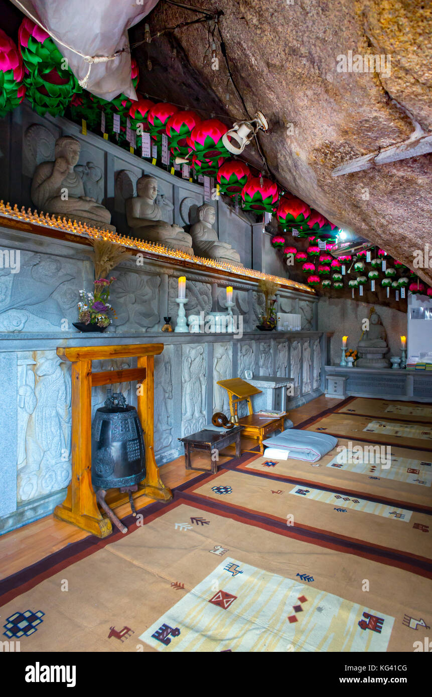 Seokgulam santuario buddista, in grotte vicino a Mt Ingwangsan, al di fuori di Seoul, Corea del Sud Foto Stock