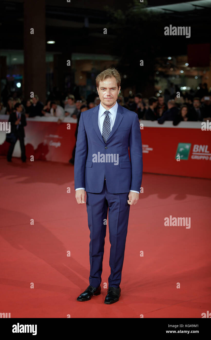 Roma, Italia. 02Nov, 2017. Michael Shannon passeggiate un tappeto rosso per 'problemi non più' durante il XII Roma Film Fest presso Auditorium Parco della Musica il 2 novembre 2017 a Roma, Italia. Credito: Polifoto/Alamy Live News Foto Stock