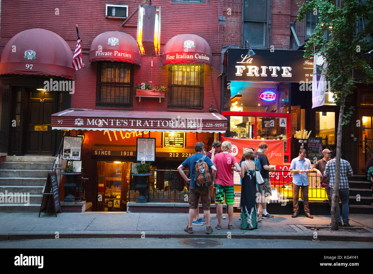 Ristoranti, vita notturna, Greenwich Village, New York, USA, America Foto Stock