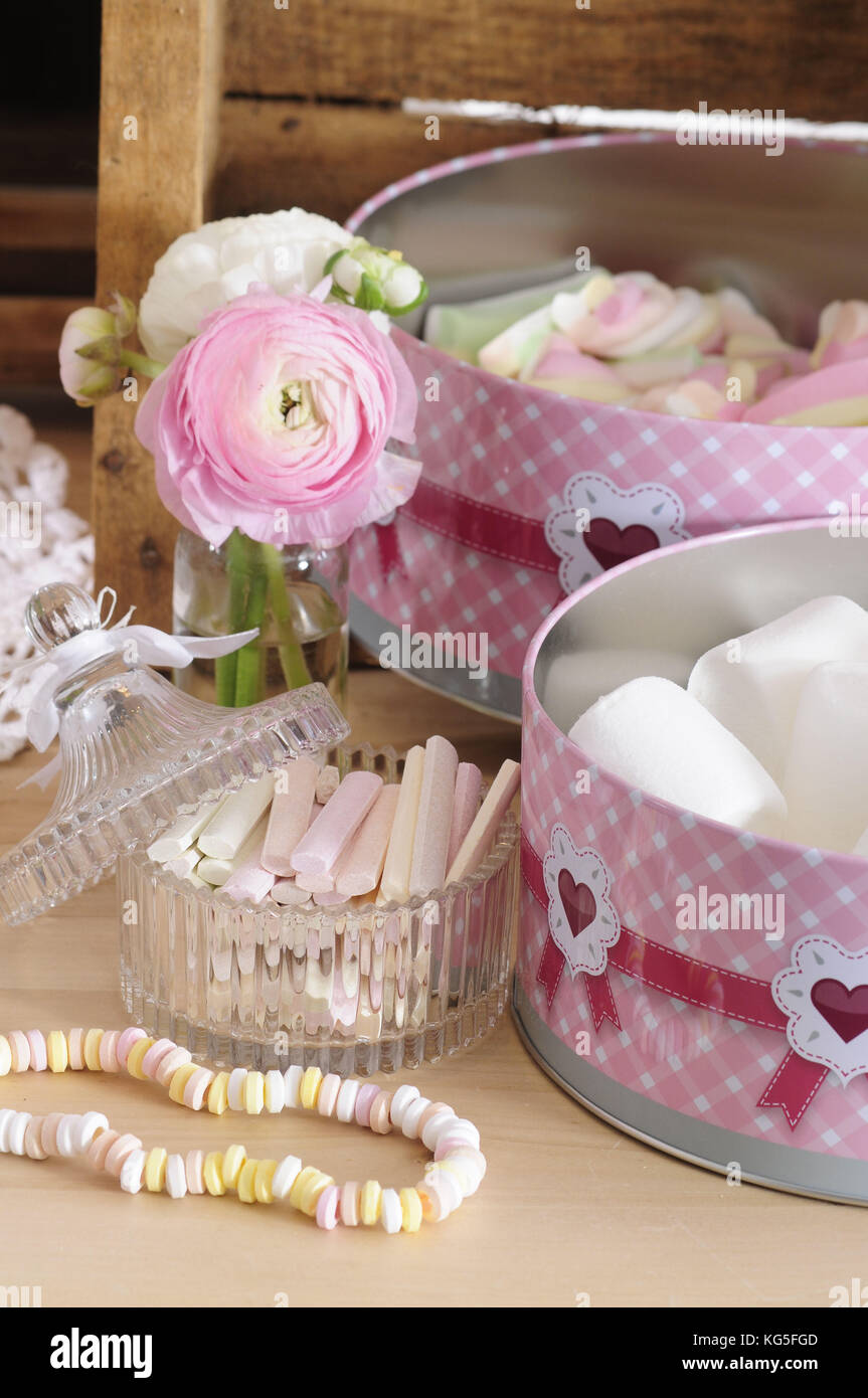 Caramelle in negozio di dolciumi, decorazione Foto Stock