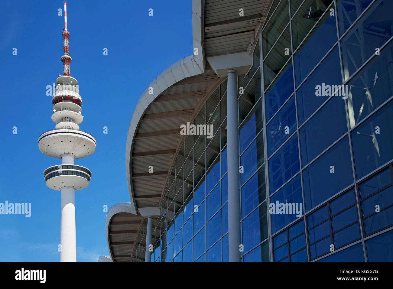 Amburgo exhibition halls e Heinrich Hertz tower, dettaglio Foto Stock