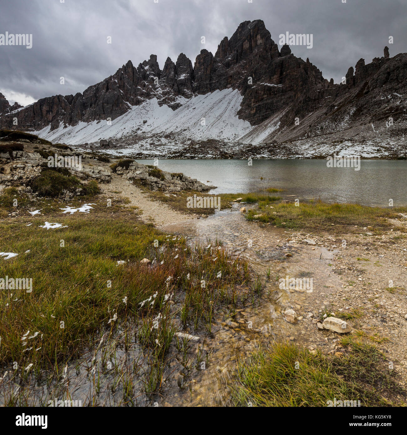 L'Europa, Italia, alpi, Dolomiti, montagne, Belluno Dolomiti di Sesto, laghi dei piani Foto Stock