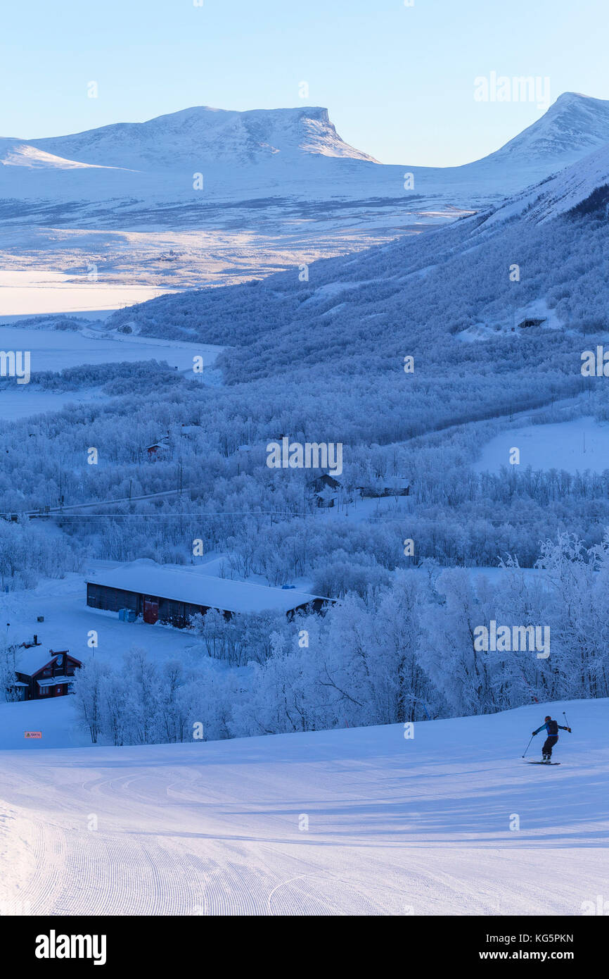 Lo sci alpino sulle piste lappone. bjorkliden, norbottens ian, Svezia, Europa Foto Stock