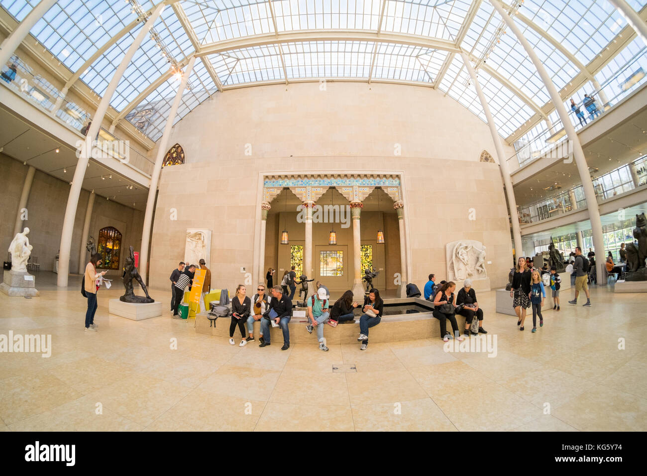 Il Charles Engelhard corte nell'Ala Americana, il Metropolitan Museum of Art ( MET ), la Fifth Avenue, Manhattan, New York, NY. Stati Uniti d'America Foto Stock