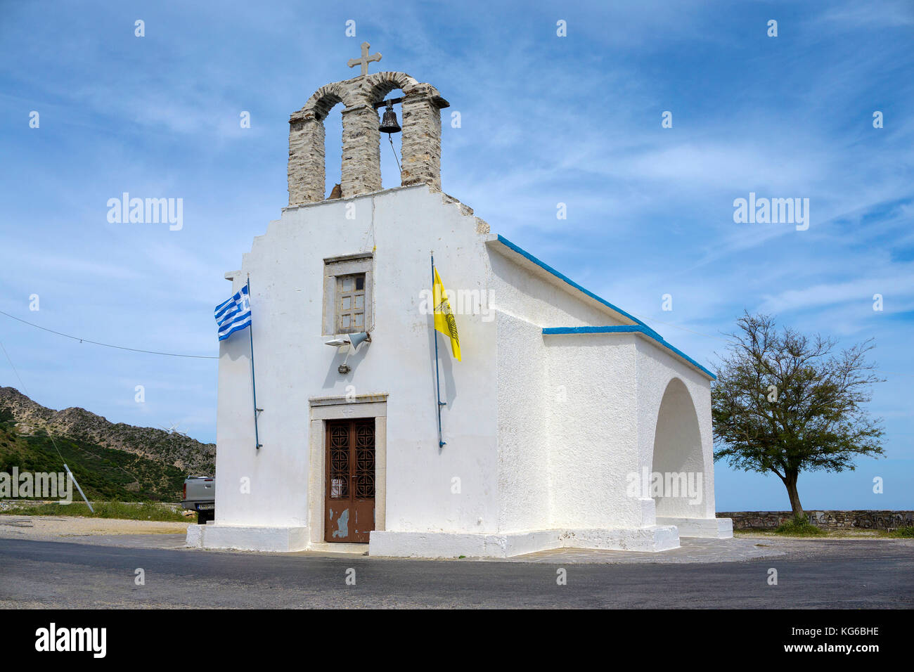 Piccola cappella ortodossa presso la strada, Naxos, isola di Naxos, Cicladi, Egeo, Grecia Foto Stock