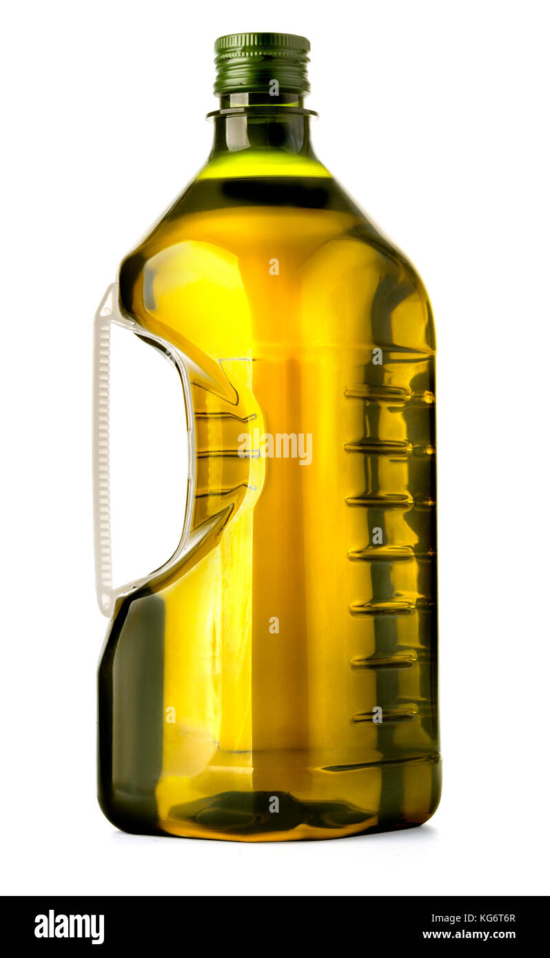 Bottiglia di olio grande in plastica su sfondo bianco con tracciato di ritaglio Foto Stock