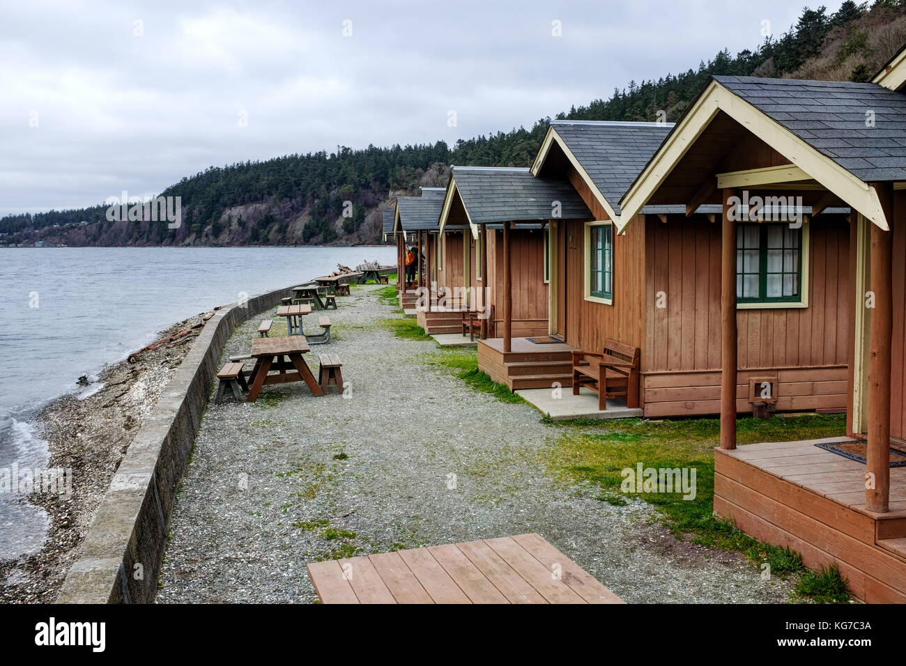 Noleggio cabine sulla spiaggia a Cama Beach State Park, Washington, Stati Uniti d'America Foto Stock