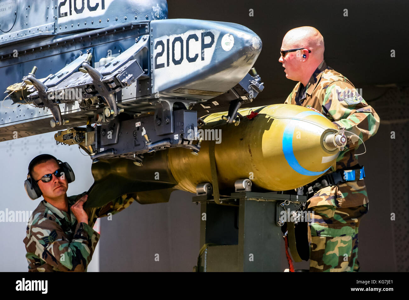 Bombe personel non identificate su bombardieri B-52 alla base aerea di Barksdale. Foto Stock