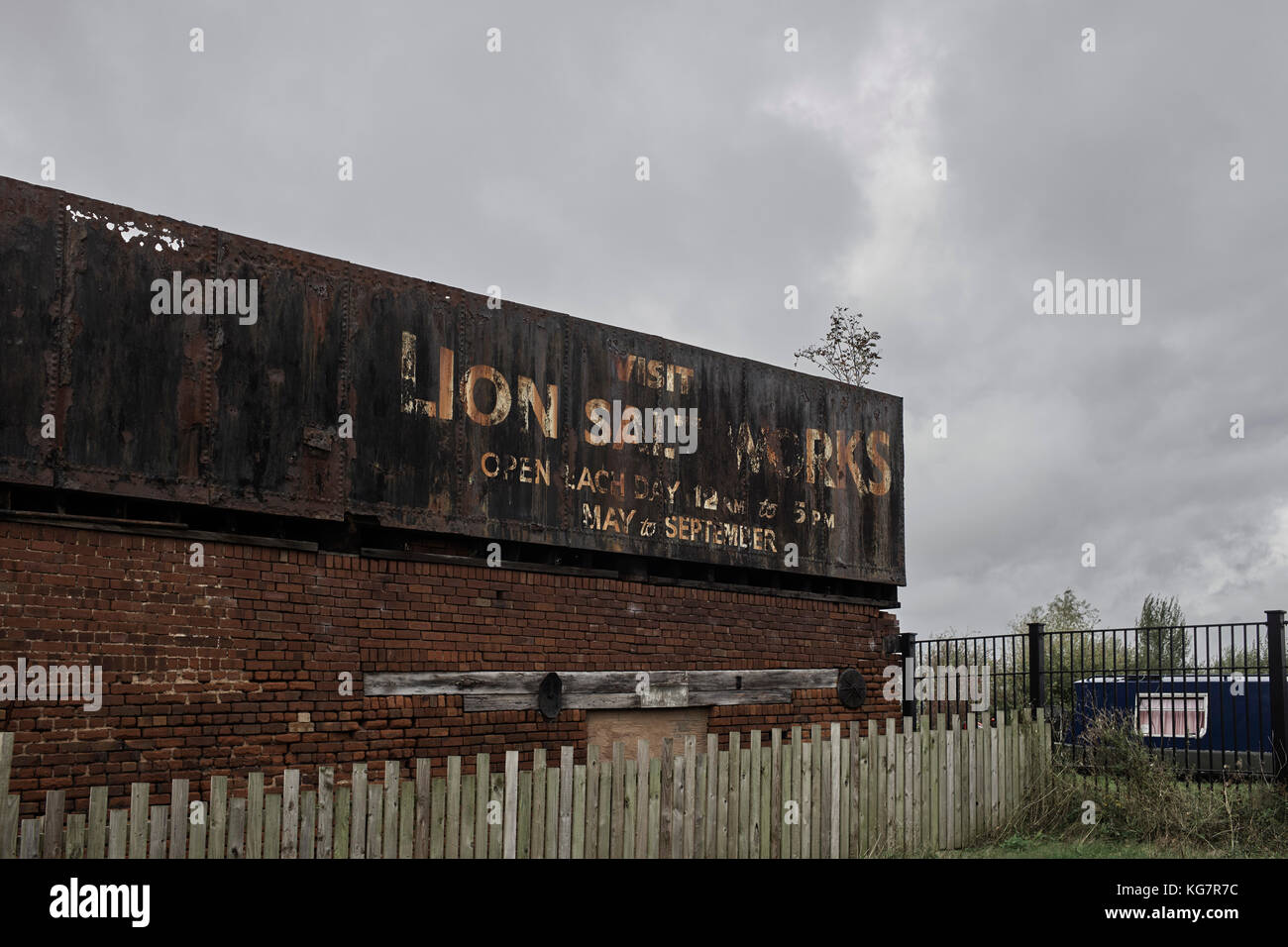 Lion sale museo opere di salamoia originale serbatoio di contenimento Foto Stock