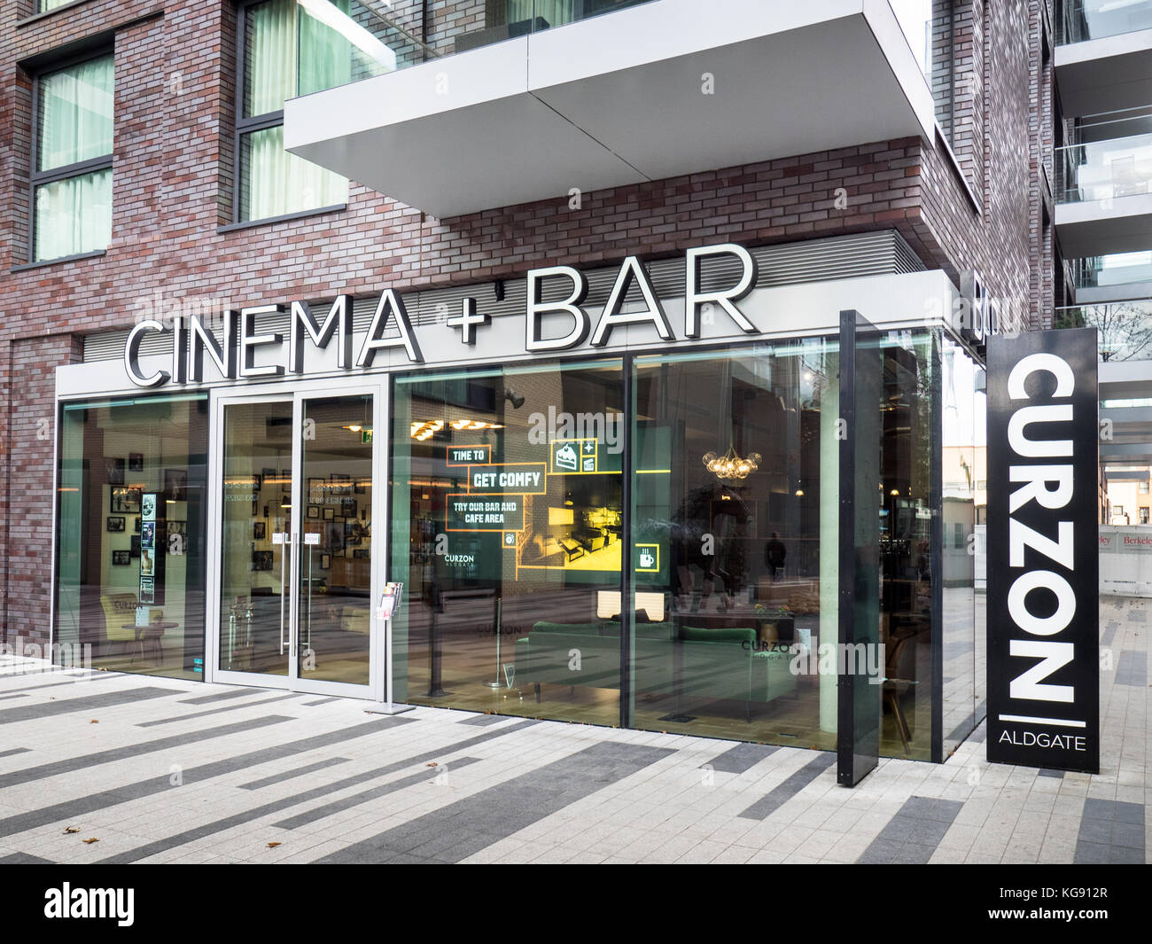 Il Curzon Cinema Aldgate - Il nuovo Curzon cinema sul Goodman i campi di sviluppo nella zona est di Londra Foto Stock