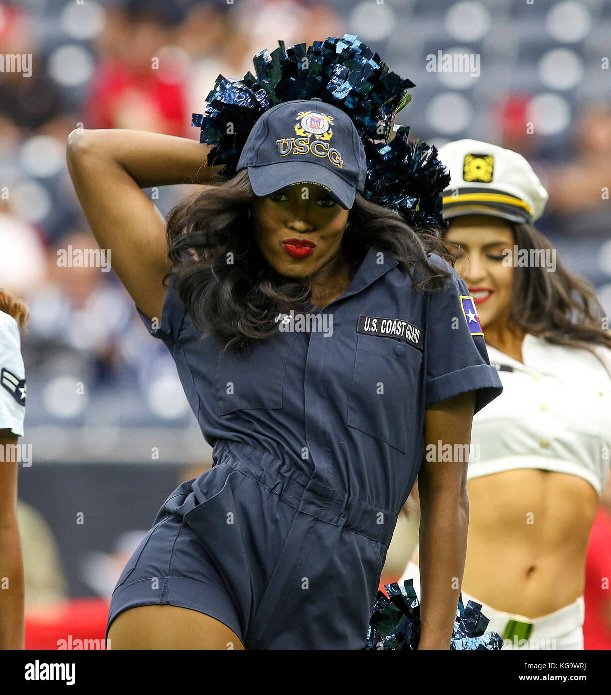 Houston, TX, Stati Uniti d'America. 5 Novembre, 2017. A Houston Texans cheerleader durante il gioco di NFL tra gli Indianapolis Colts e Houston Texans al NRG Stadium di Houston, TX. John Glaser/CSM/Alamy Live News Foto Stock