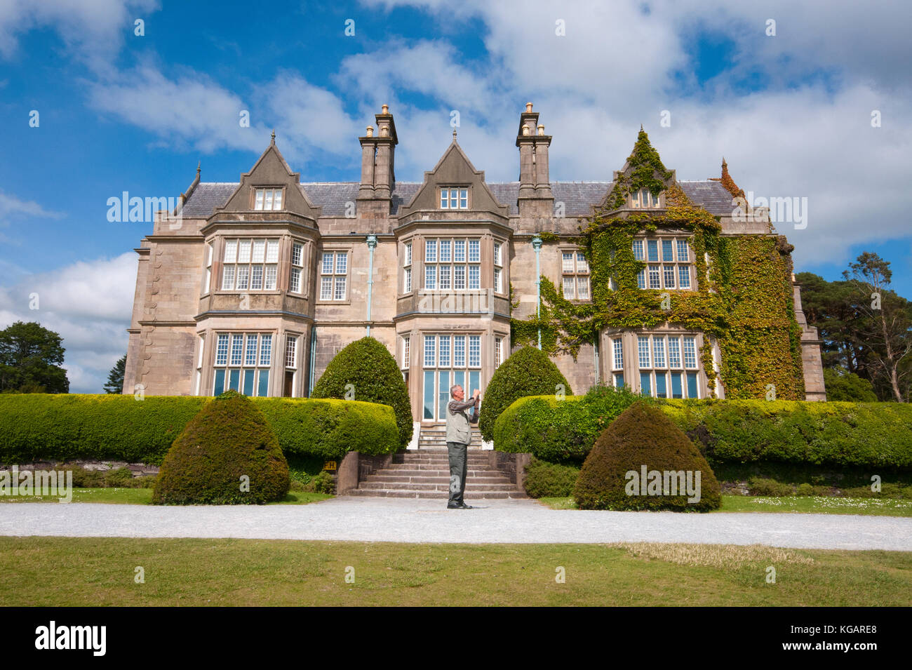 Muckross House e giardini, Parco Nazionale di Killarney, nella contea di Kerry, Irlanda Foto Stock