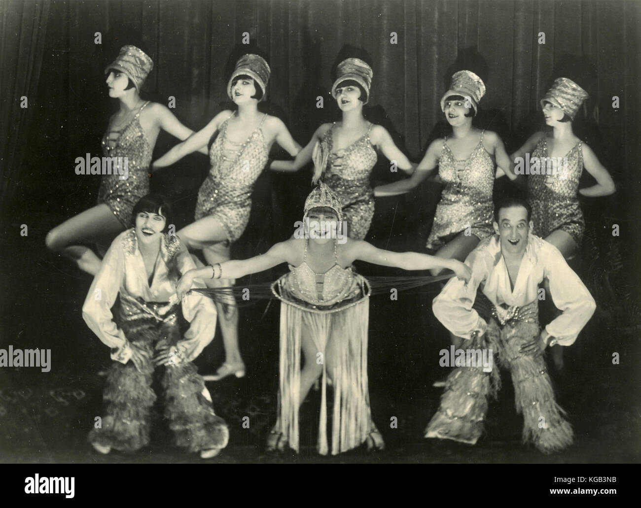 Teatro Cabaret donne che danzano, Germania 1930 Foto Stock