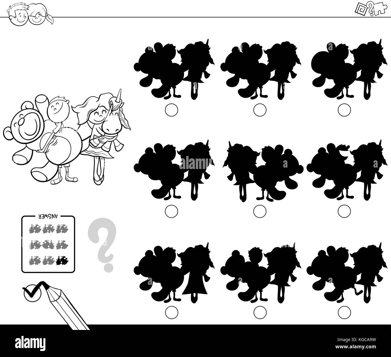 Bianco e nero cartoon illustrazione di trovare l'ombra senza differenze di attività educative per i bambini con i bambini e mascotte giocattoli charact Illustrazione Vettoriale